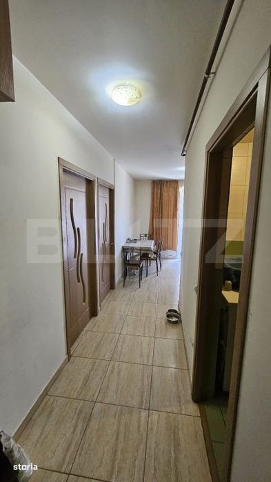 Apartament decomandat cu 3 camere, 53 mp utili, parcare, zona Porii — fotografia 1