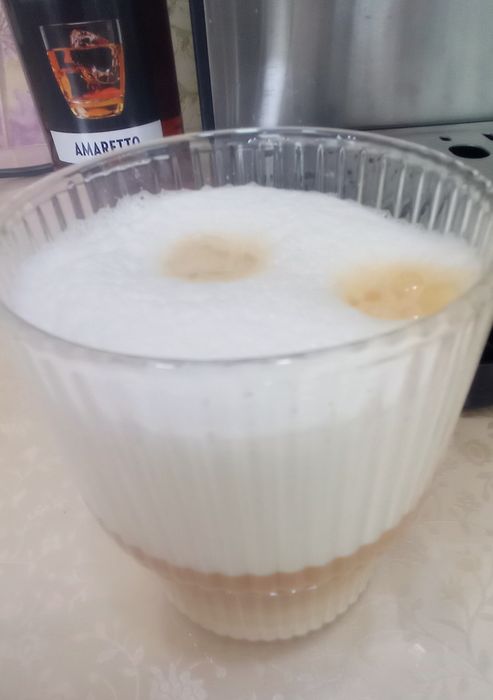 Продам кофеварку рожковую