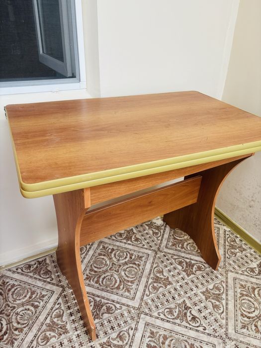 Продам стол раздвижной