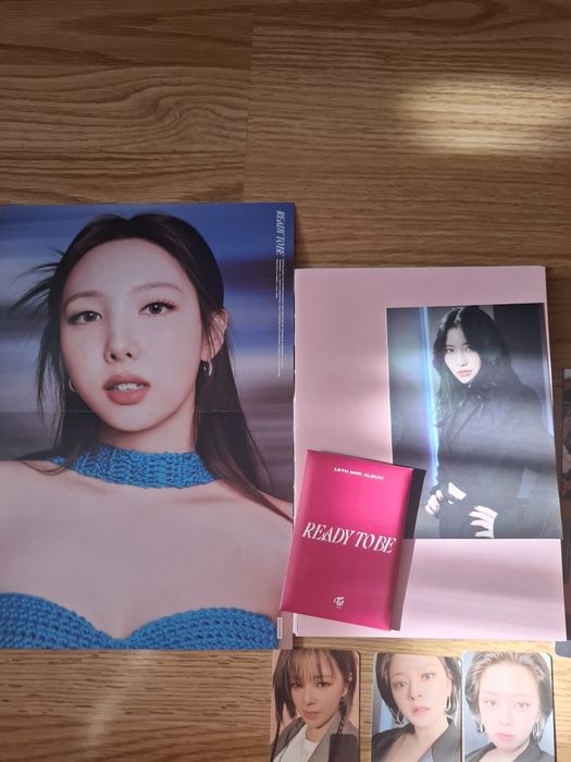 Album k-pop twice ready to be