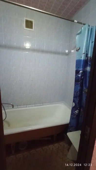 Продаётся 2-х комнатная квартира в Янгихаётском районе Дустлик 1