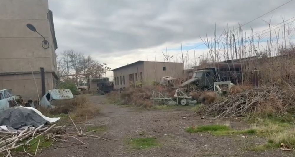 Кибрайский р-н!Про-ся 90-соток не жилой земельный участок в доль дорог