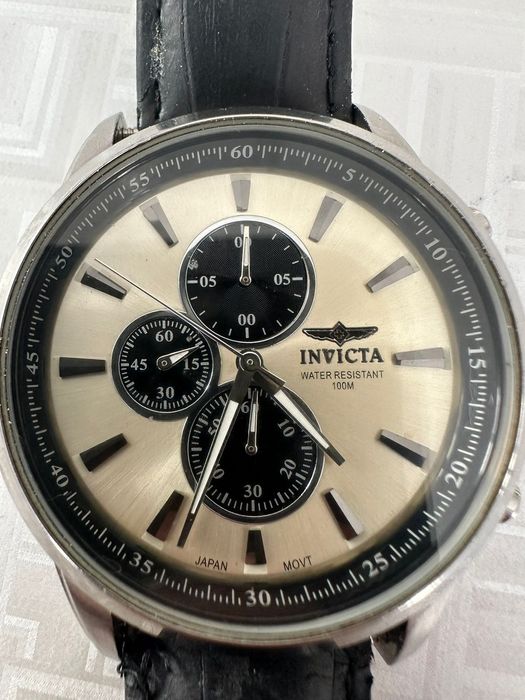 Продам часы оригинал INVICTA