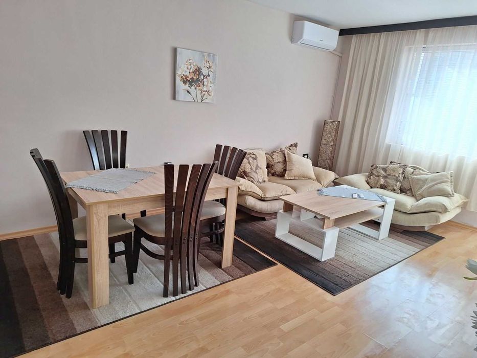 Дава се под наем Двустаен апартамент в Бургас, Възраждане - 72 кв.м за 398.82 € - Снимка #1