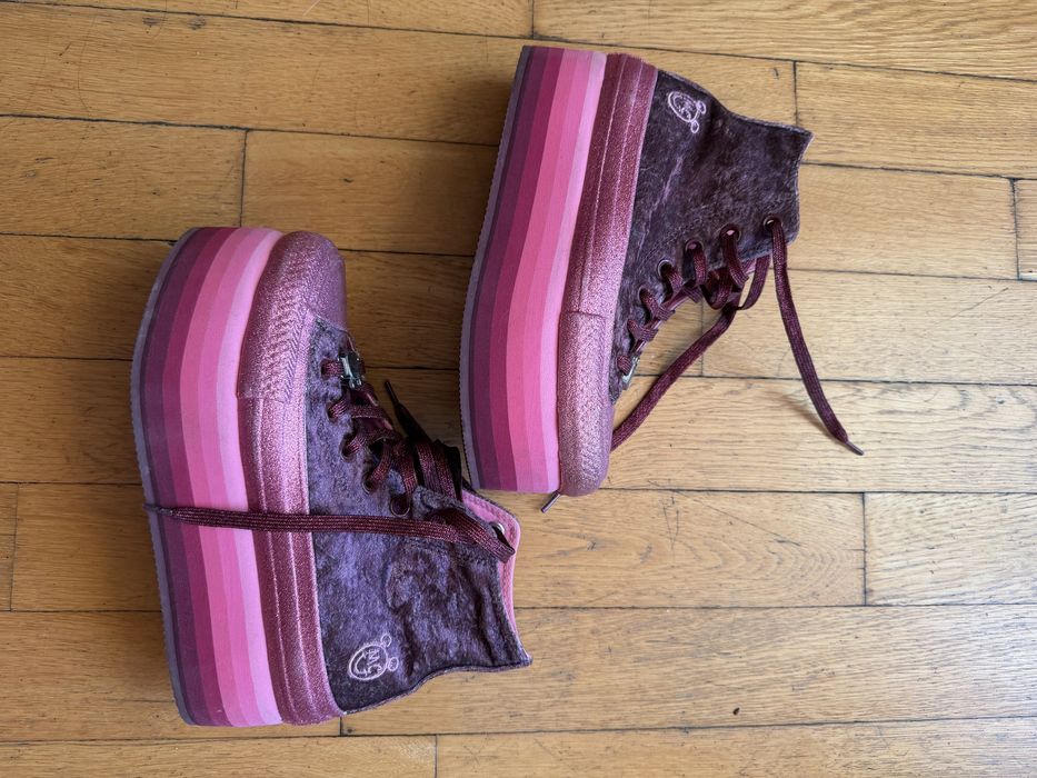 Converse X Disney Miley Cirus
