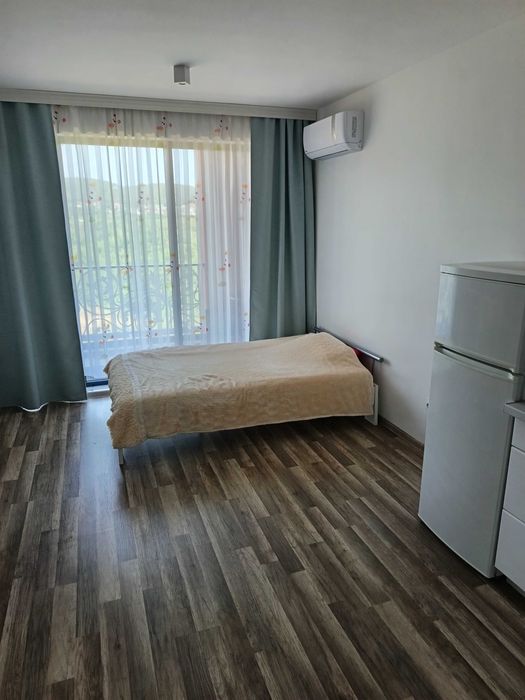 Дава се под наем Едностаен апартамент в к.к. Св.Св. Константин и Елена - 40 кв.м за 331.5 € - Снимка #5