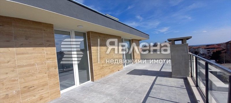 Продава се Тристаен апартамент в Царево - 199 кв.м за 1003 €/кв.м - Снимка #3