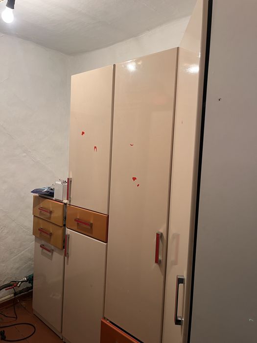 шкафы комнатные