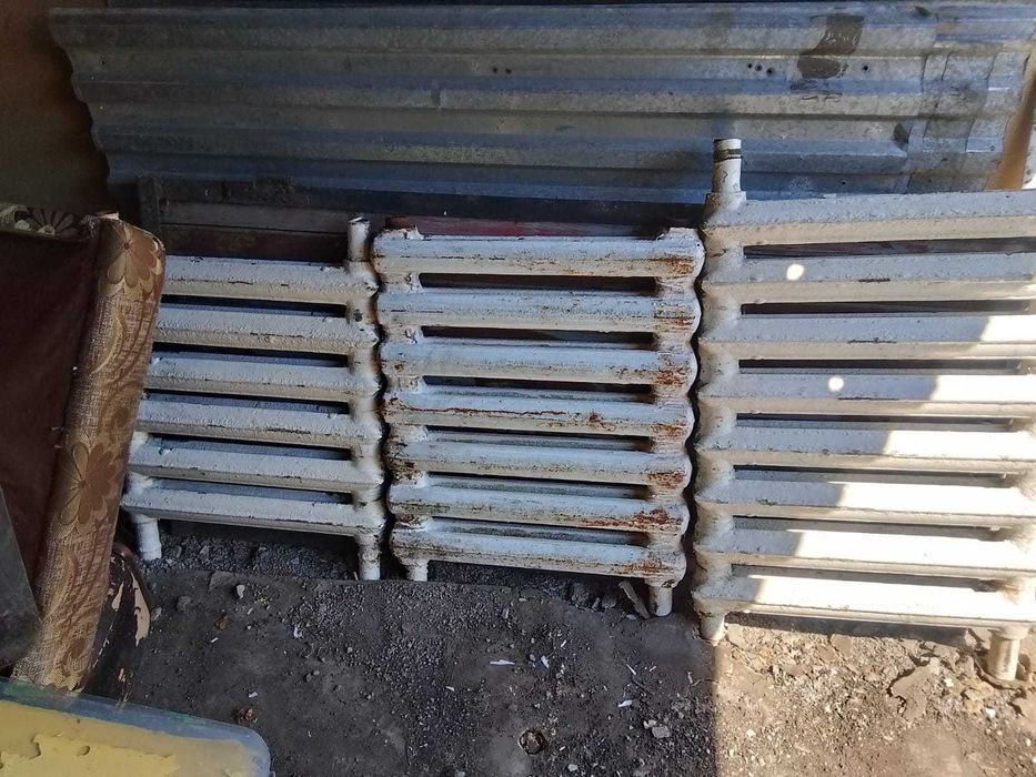 Продам батареи и колосники