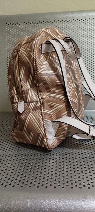 Дамска Раница Guess
