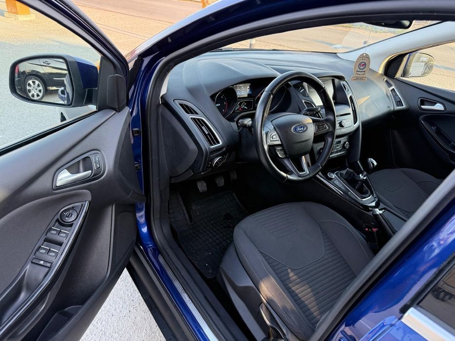 Vând Ford Focus 2015