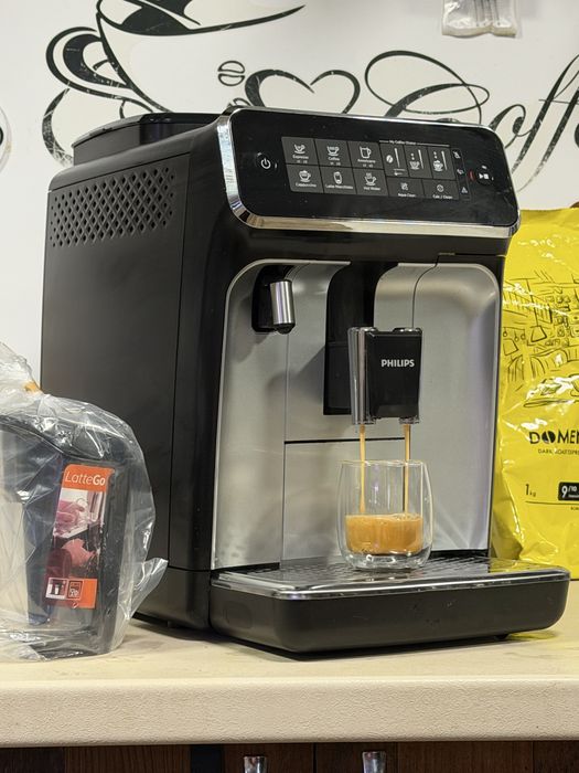 Кафемашина кафе автомат Philips EP3246 с гаранция