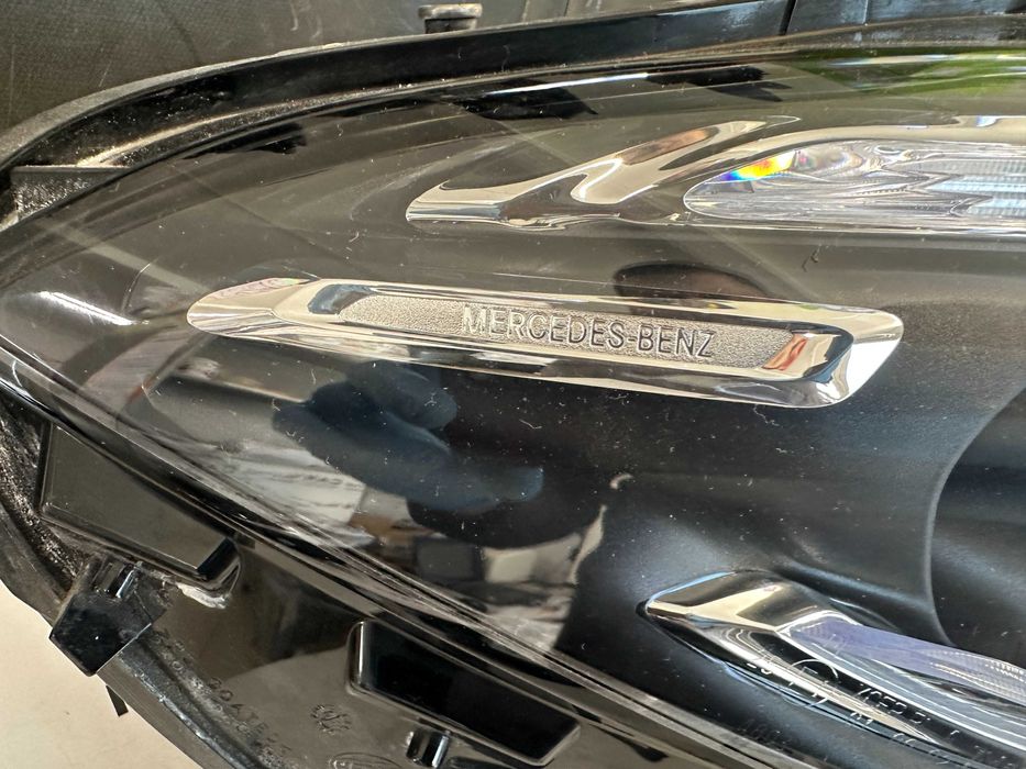 Фарове фар десен Mercedes CLA 118 farove far Мерцедес ЦЛА 118