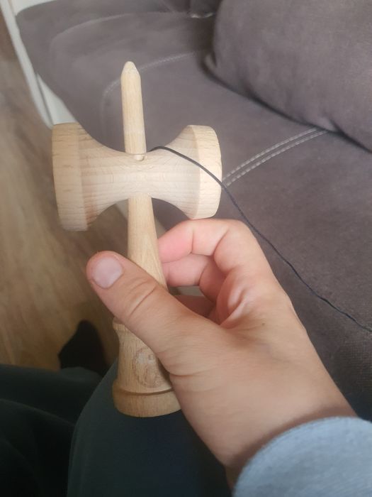 Kendamă din lemn