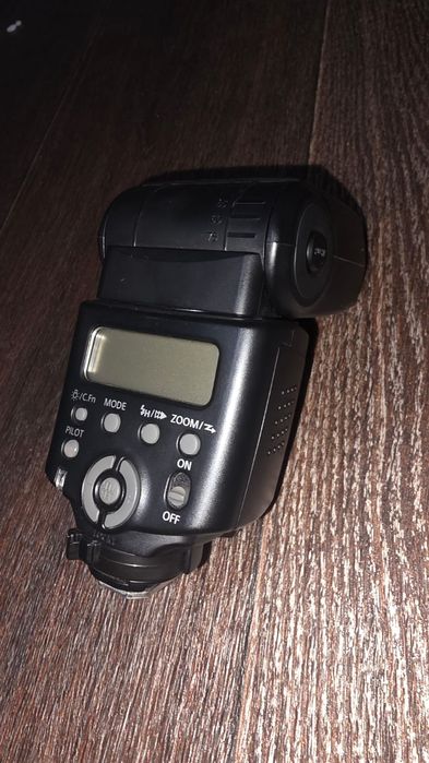 фотоаппарат Canon EOS 7D + вспышка SPEEDLITE 430EX 2