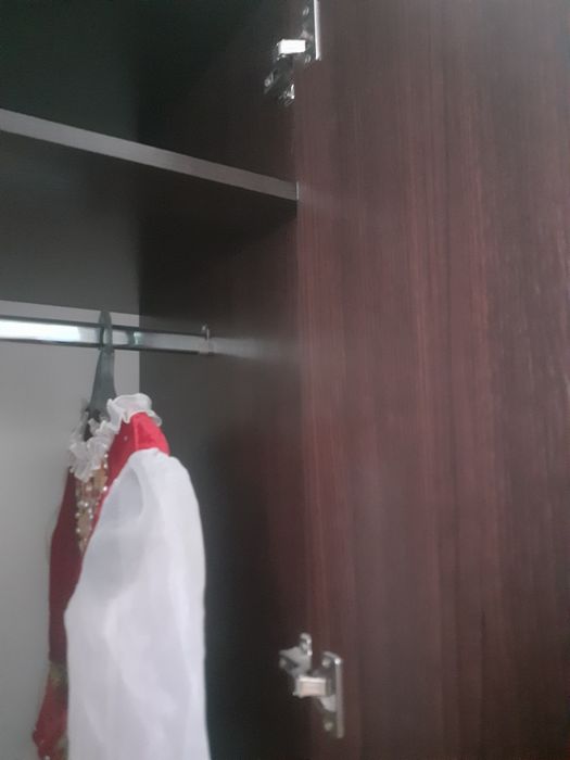 Продается три гарнитура цвета Венге