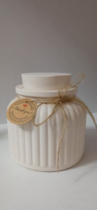 Кашпо декоративное, ручной работы.