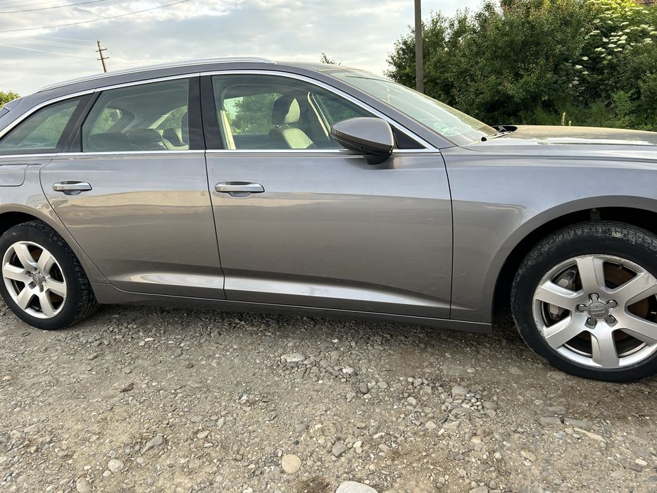 Ușă dreapta față Audi A6 4K C8