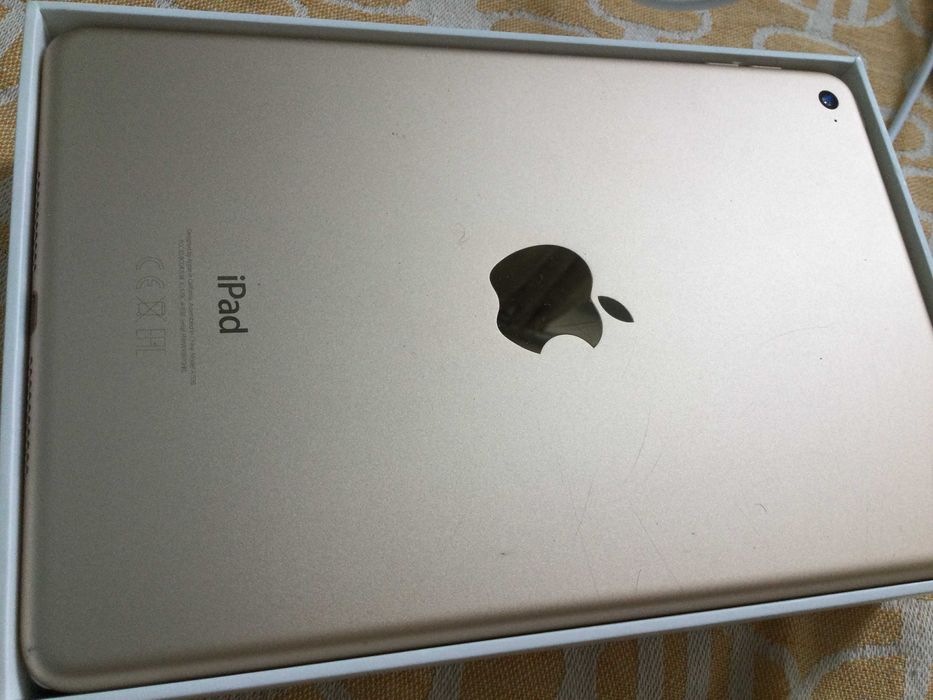 Таблет Apple 128 GB, 4 gen / поколение