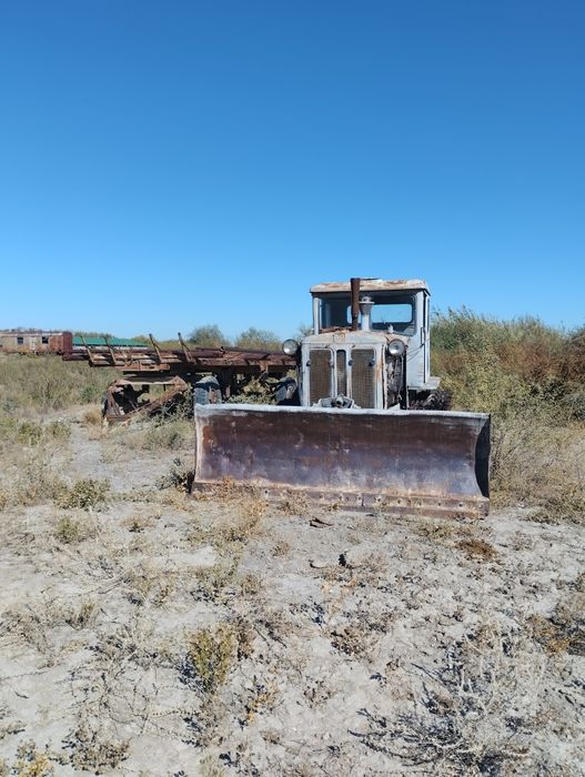 Продам трактор ДТ 75