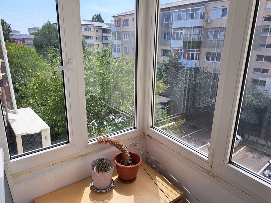 Inchiriez un apartament cu 2 camere in micro 6 Targoviste