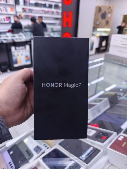 Honor Magic7  12/256 global