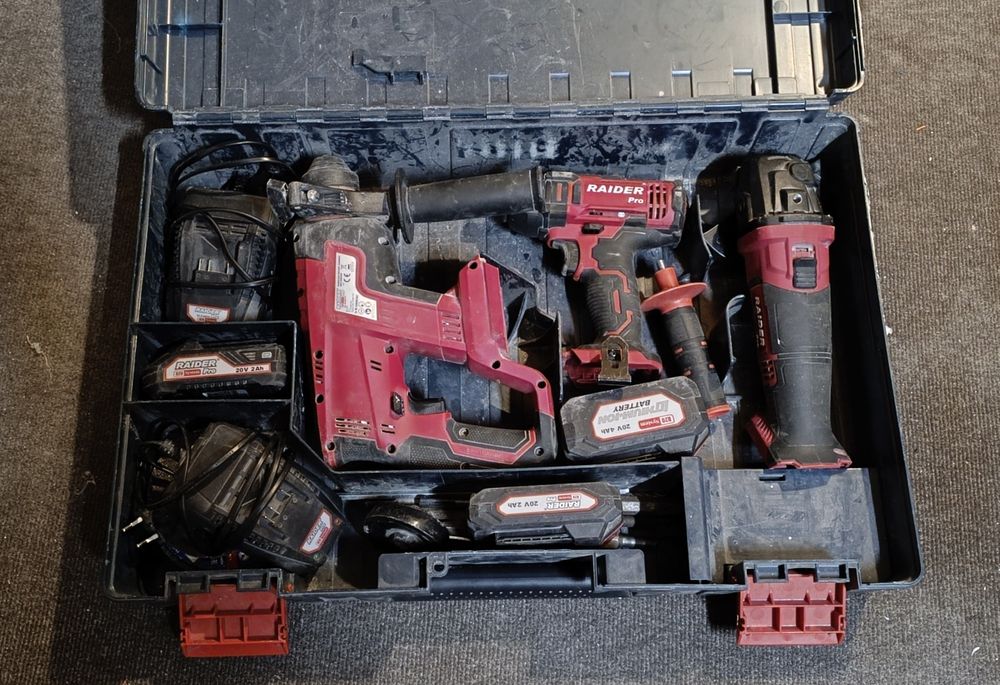 Комплект акумулаторни машини RAIDER PRO  серия R20