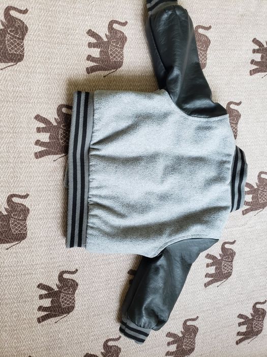 Лот на "Carter's" 9-12 мес.