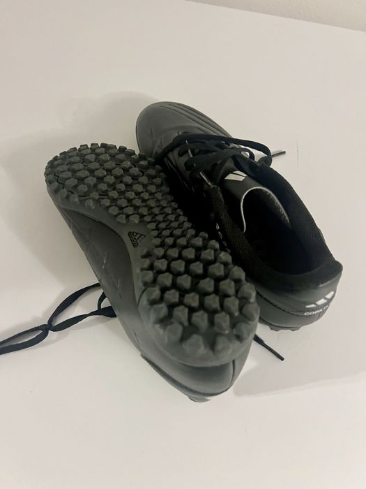 Vand ghete de fotbal