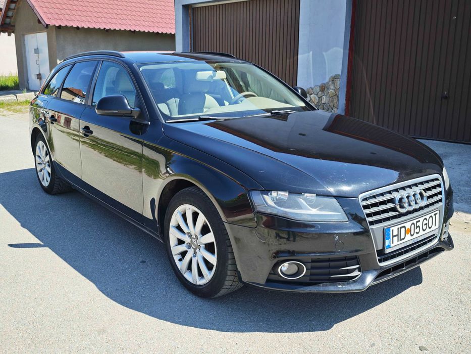 Vand Audi A4,B8, negru, an de fabricatie 2009