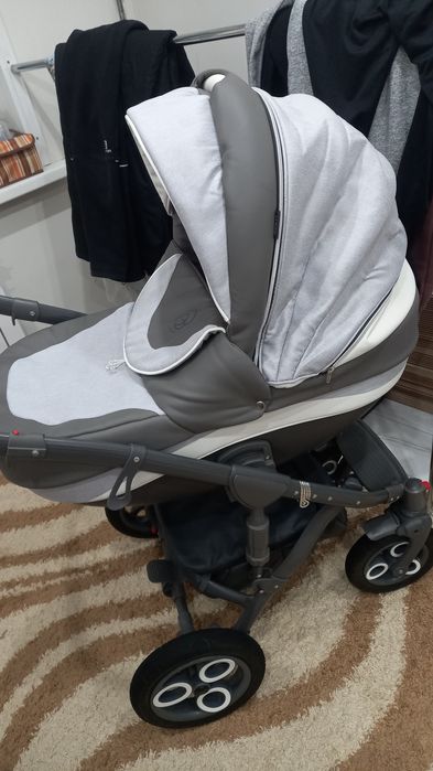 Продам детскую коляску