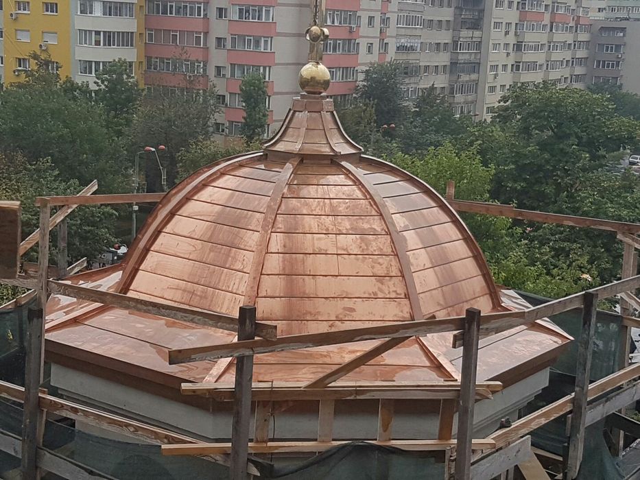 Acoperișuri executam montaj tigla metalică reparații acoperișuri