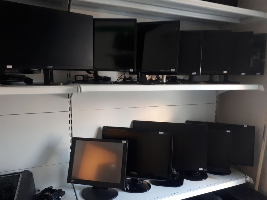 Монитор 21-24", HDMI,