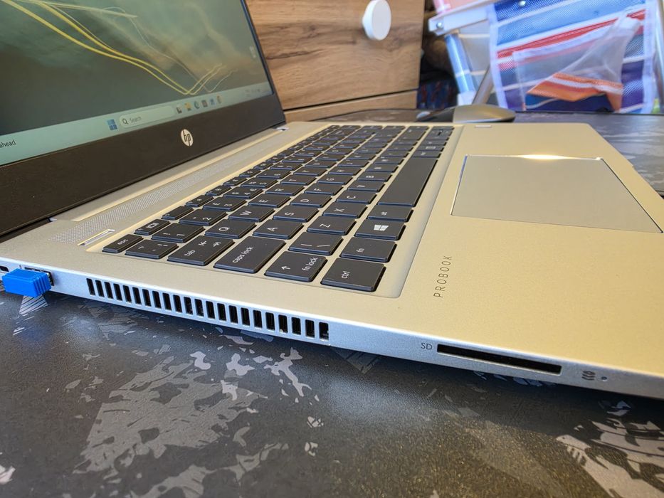 HP Probook 445R G6 / Ryzen 5-3500U / 16GB Ram / 256SSD