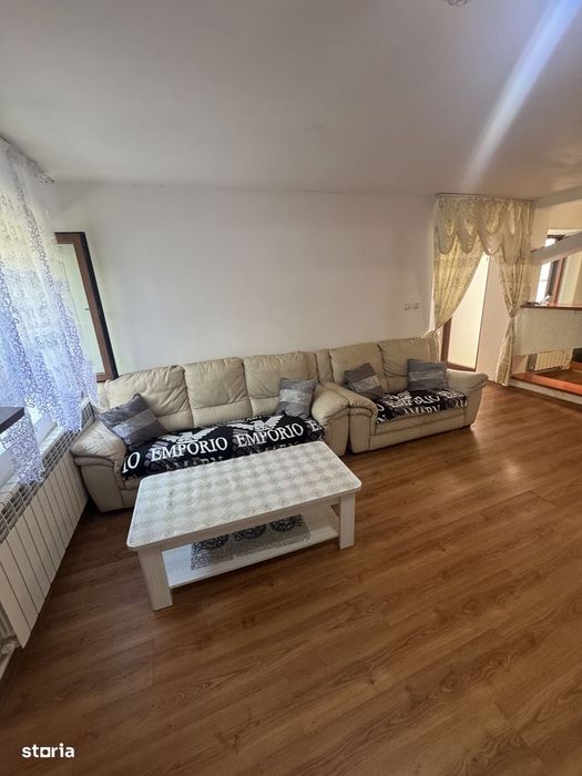 Casa 3 Camere cartier 23 August