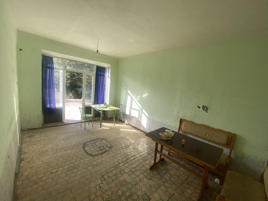 Choyxona xolati judda yaxshi srochna sotiladi