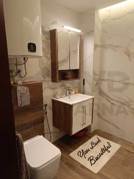 Двустаен апартамент в Център! 21844262