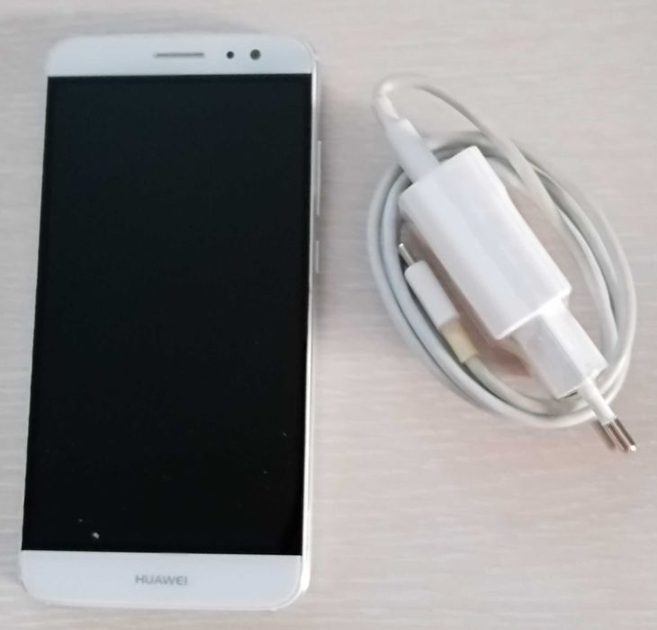 Смартфон HUAWEI Nova Plus DUAL Sim