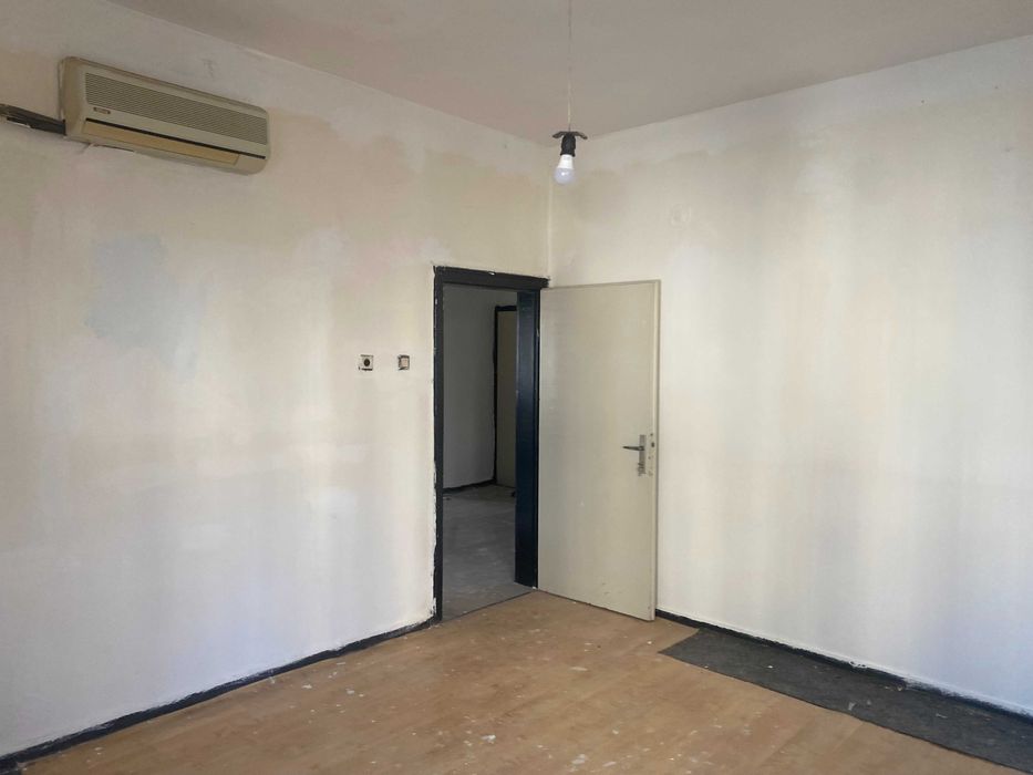 Продава се Четиристаен апартамент в Пловдив, Мараша - 158 кв.м за 1850 €/кв.м - Снимка #16