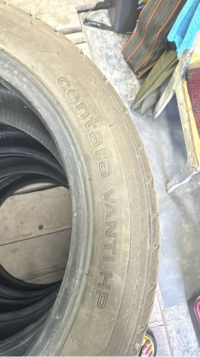 Продам резину 235/50/18
