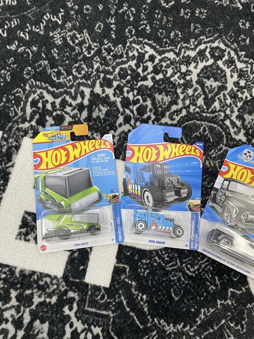 Hotweels машинки