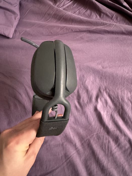 Наушники Logitech ZONE Vibe 100 черный