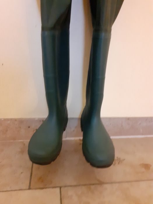 Нов  Рибарски  гащеризон.