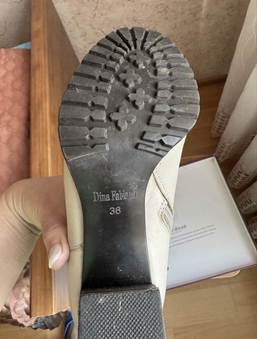 Продаю зимние сапоги