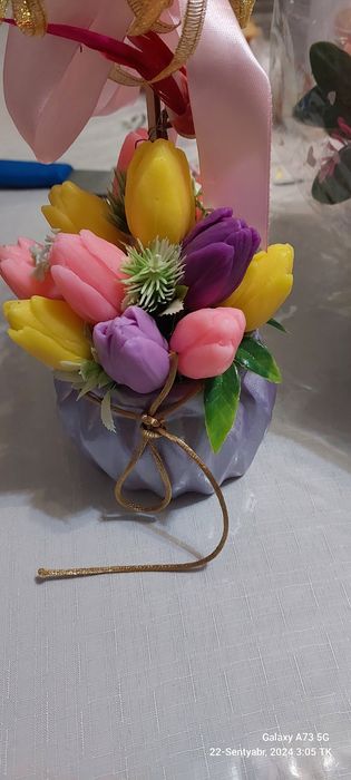 Sovunli gullar katta kichik