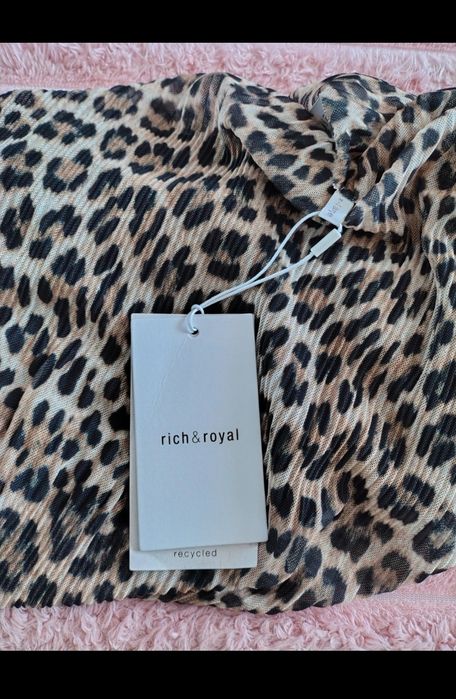Rochie femei superbă