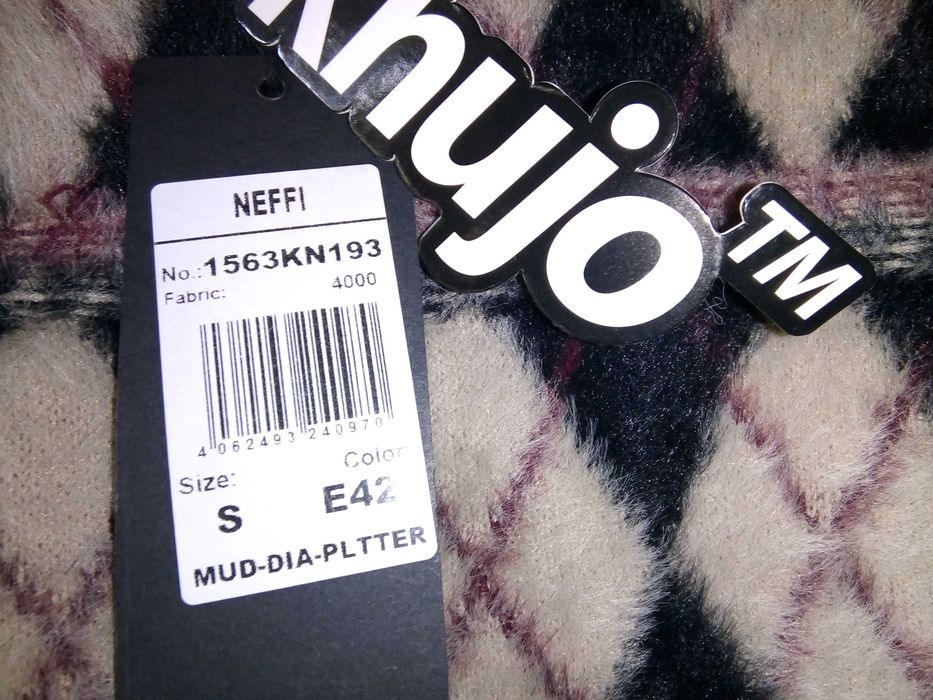 Пухкав пуловер Khujo размер S - чисто нов