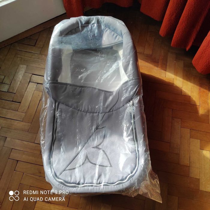 Бебешка количка с летен и зимен кош