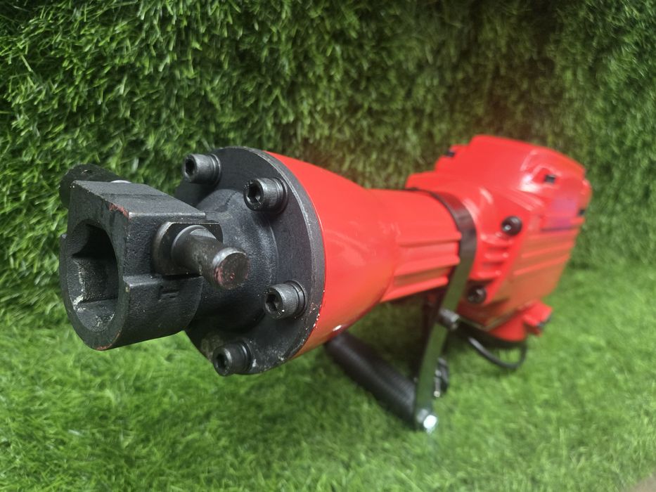 Отбойник. Перфоратор. Отбойный молоток