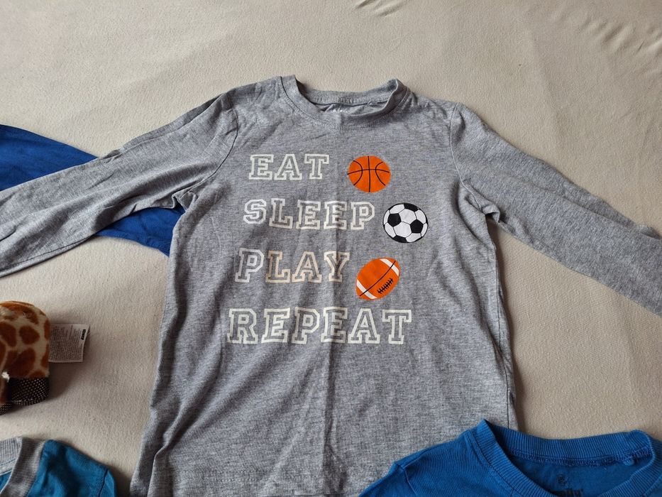 Запазени блузки размер 116